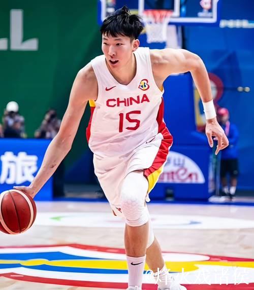 易建联职业生涯最悲壮一战,一人硬刚拥有7-8位NBA主力轮换的尼日利亚男篮! 易建联职业生涯最悲壮一战,一人硬刚拥有7-8位NBA主力轮换的尼日利亚男篮!