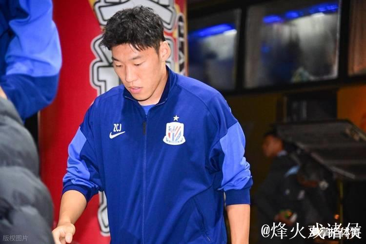 申花还不着急?三大豪门集体对朱辰杰虎视眈眈,上港态度势在必得 申花还不着急?三大豪门集体对朱辰杰虎视眈眈,上港态度势在必得